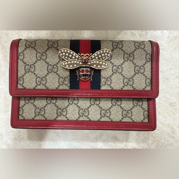 Gucci Queen Margaret GG Supreme Wallet On A Chain - Picture 4 of 13